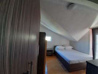Гостевой дом Pensiunea Alpina Casi & Spa Пэлтиниш Двухместный номер с 1 кроватью или 2 отдельными кроватями-17